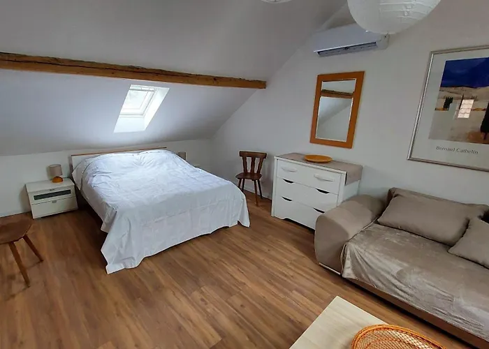 Habitación en casa particular Large Private Near Center With Free Public Parking